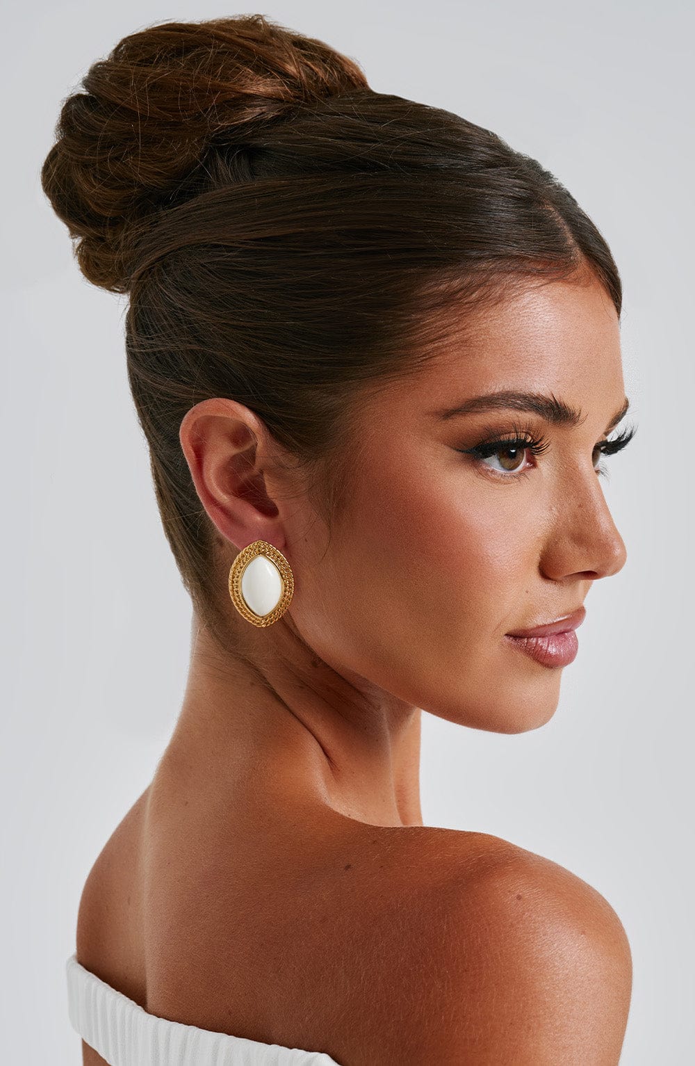 Aura Earrings - Ivory/Gold